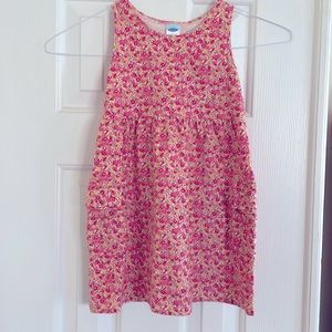 Summer flower dress 4T, pink with side pockets.